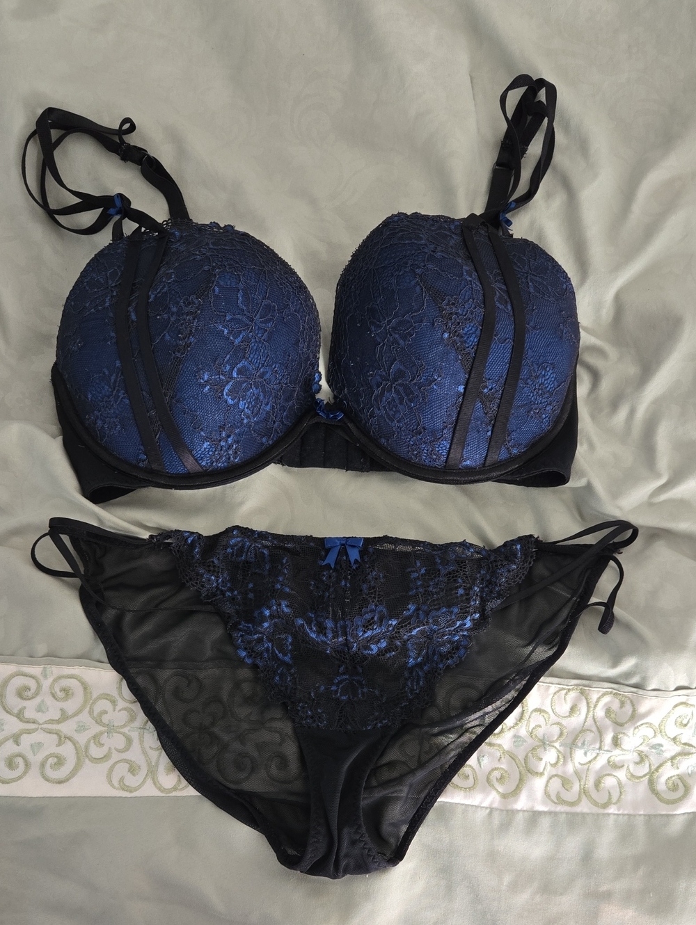 Adore Me Push Up Bra And Panties